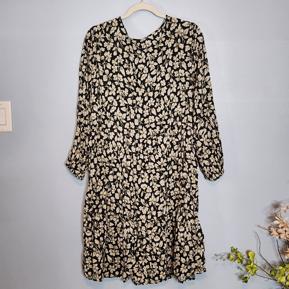 Floral Dress - Picture 4 of 5
